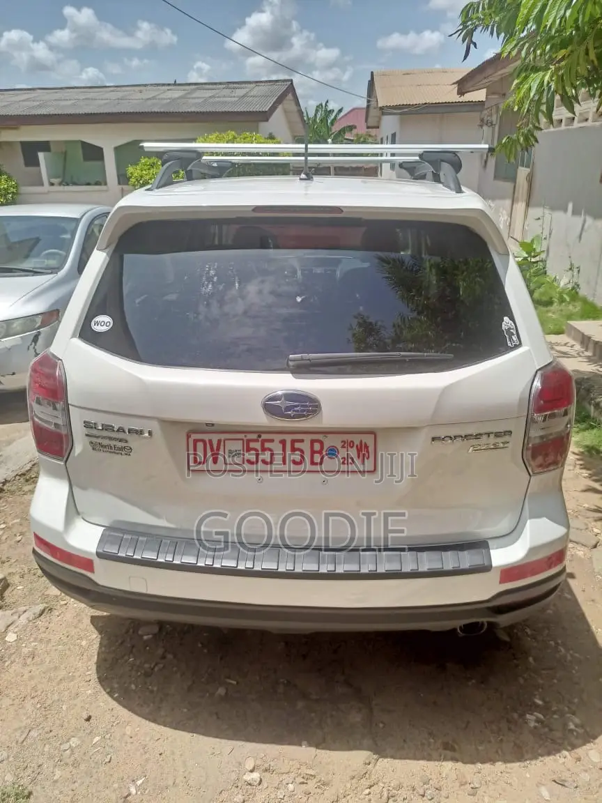 Subaru Forester 2.5i Premium PZEV 4dr SUV AWD (2.5L 4cyl 6M) 2014 White