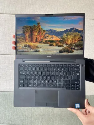 Laptop Dell Latitude 7400 16GB Intel Core i5 HDD+SSD 256GB