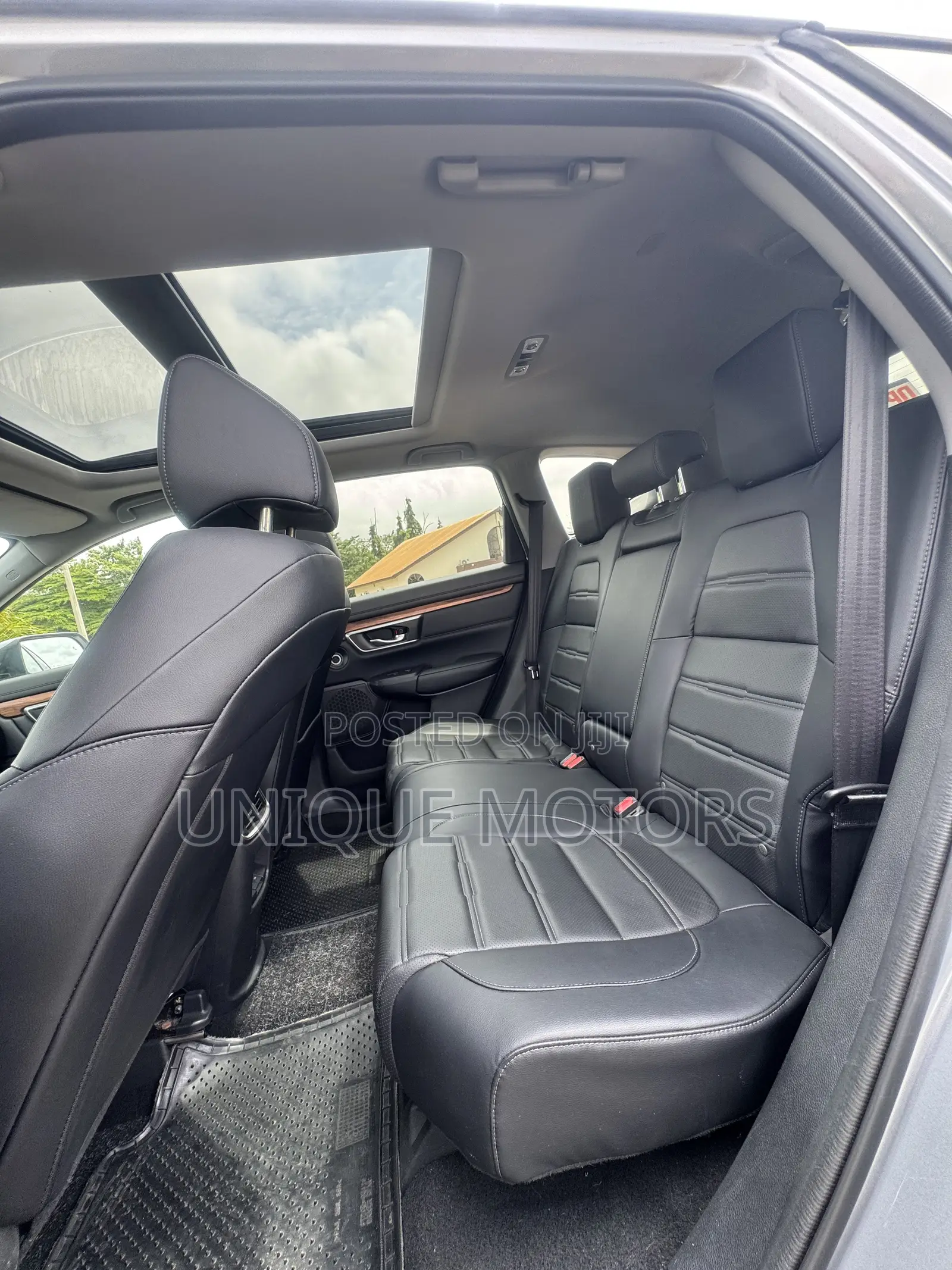 Honda CR-V Touring AWD 2018 Silver