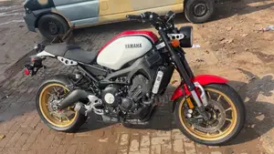 Yamaha 2021 White