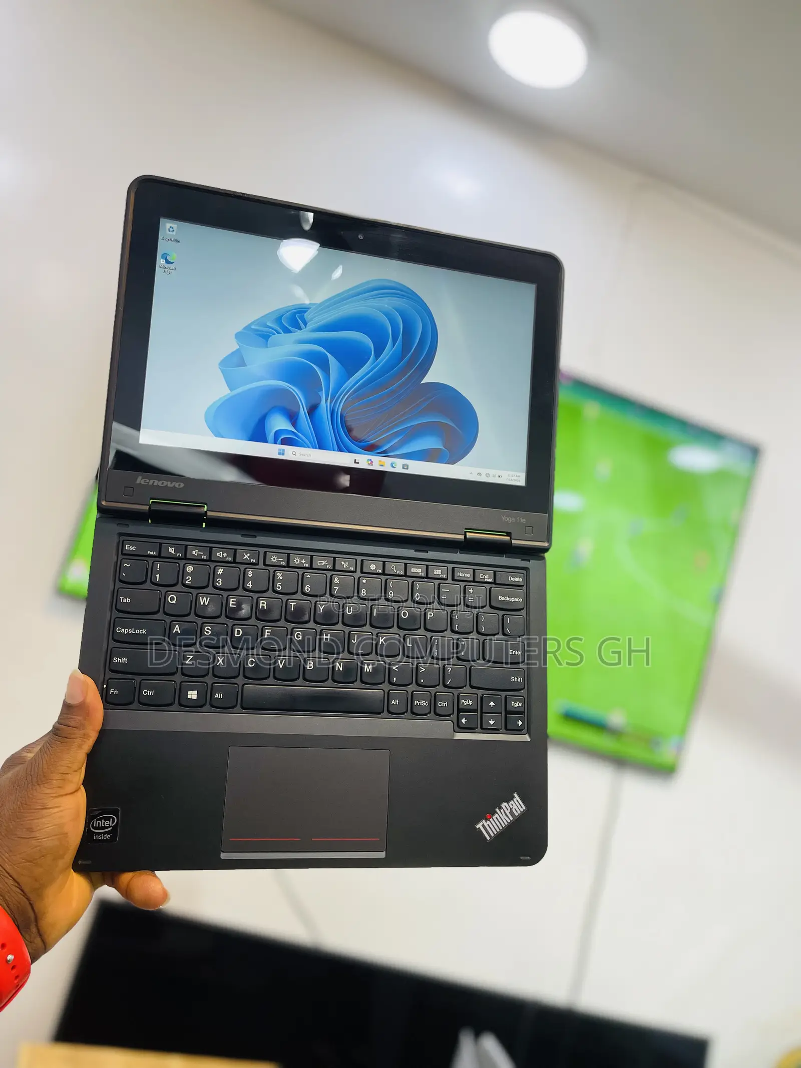 Laptop Lenovo Yoga 11e 8GB Intel Celeron SSD 256GB