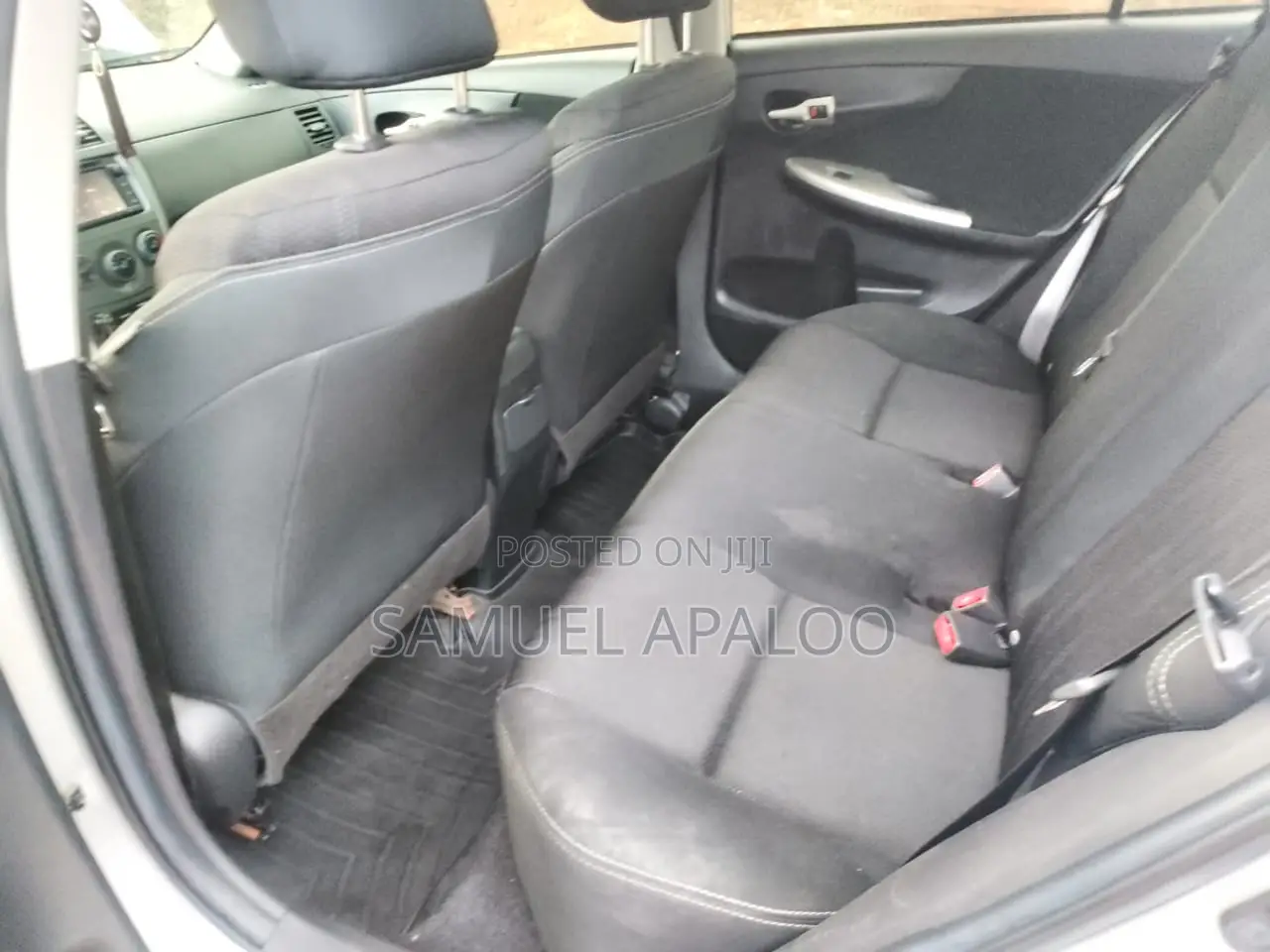 Toyota Corolla Fielder 1.8 Petrol FWD 2013 Silver