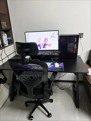 Executiive Office Chair and Gaming Chair With Headrest Black/White