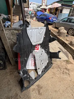 2016 2017 2018 2019 2020 Honda Cr-v Under Panel/Dirty Cover