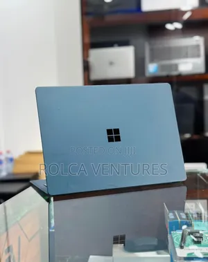 Laptop Microsoft Surface Laptop 2 16GB Intel Core i7 SSD 512GB