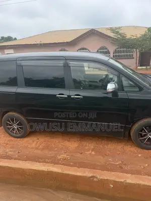 Toyota Voxy 2013 Black
