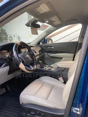 Cadillac XT4 2019 Blue