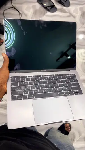 Laptop Apple MacBook Pro 2017 8GB Intel Core i5 SSD 128GB