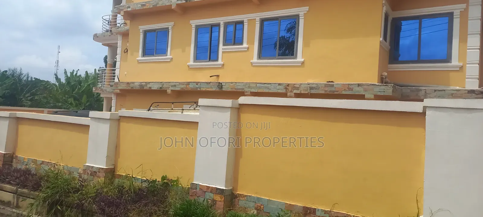 1bdrm Apartment in Emena J H S School, Asokore Mampong Municipal