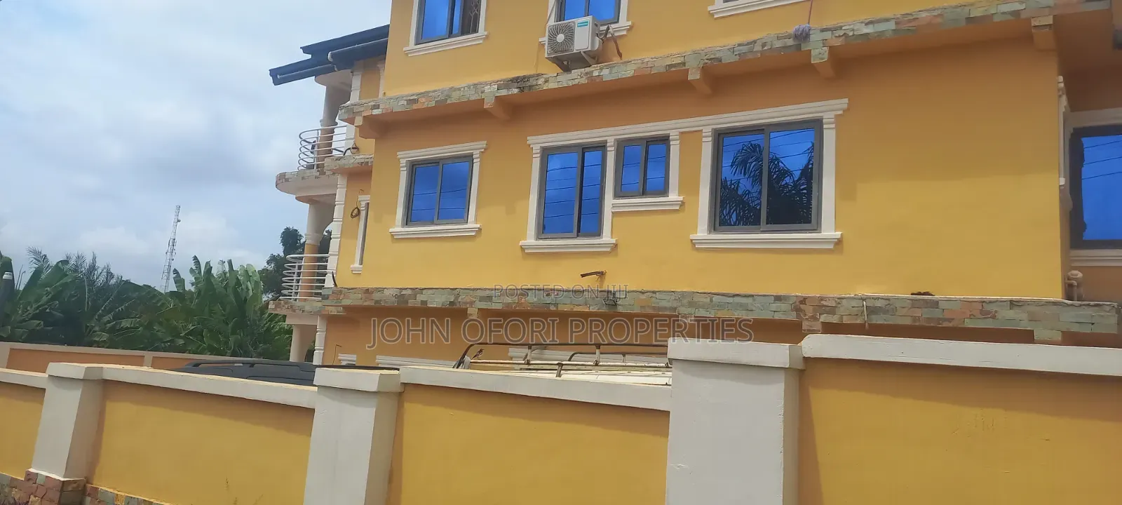 1bdrm Apartment in Emena J H S School, Asokore Mampong Municipal