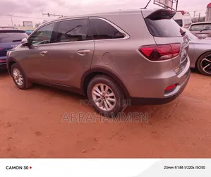 Kia Sorento 2019 Gold