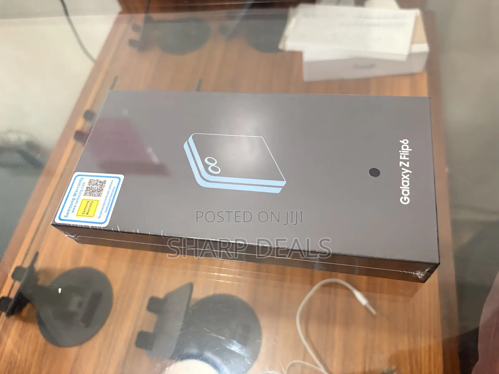 New Samsung Galaxy Z Flip6 256 GB Blue