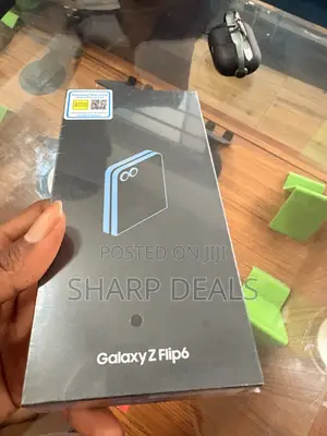 New Samsung Galaxy Z Flip6 256 GB Blue