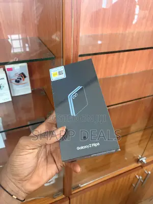 New Samsung Galaxy Z Flip6 256 GB Blue