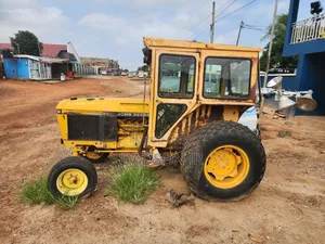 John Deere 2355 Utility Tractor