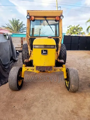 John Deere 2355 Utility Tractor