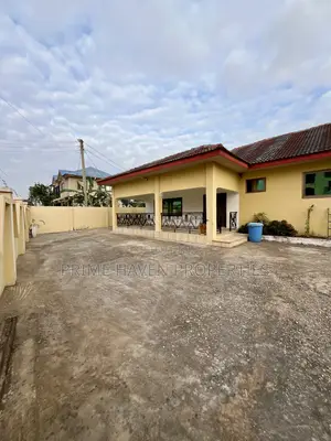 5bdrm House in Accra Metropolitan for rent