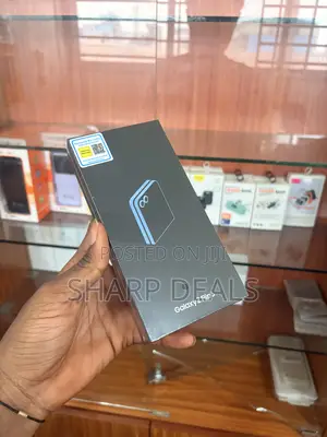 New Samsung Galaxy Z Flip6 256 GB Blue