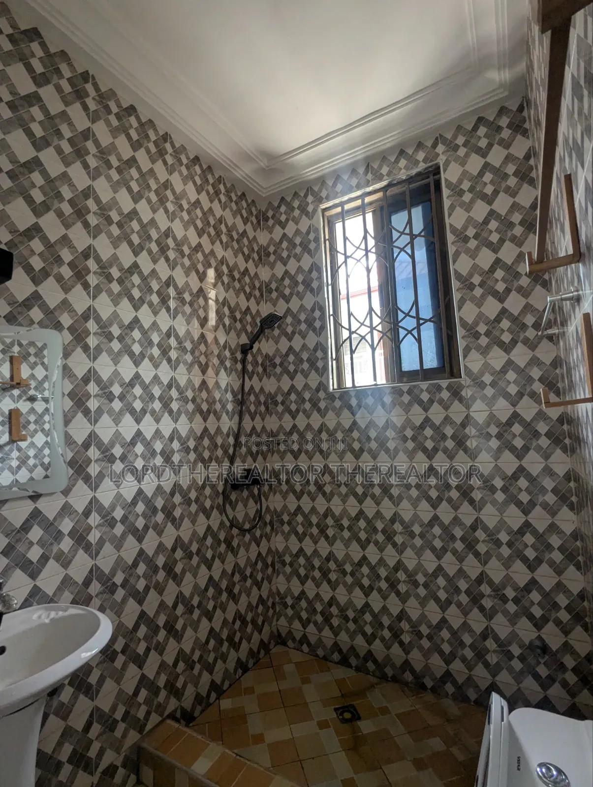 1bdrm Apartment in Pentecost for rent