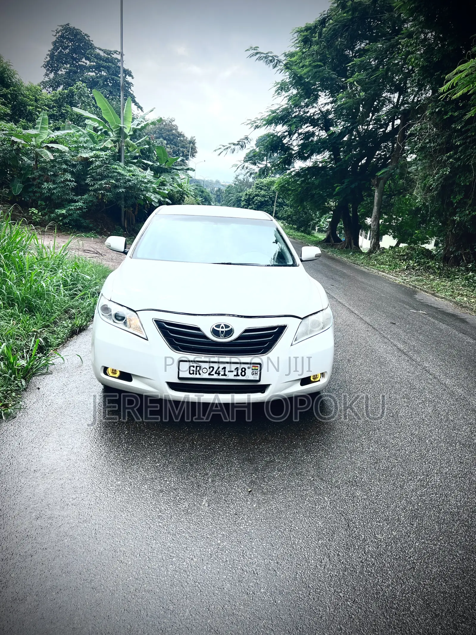 Toyota Camry SE 4dr Sedan (2.5L 4cyl 6AM) 2010 White