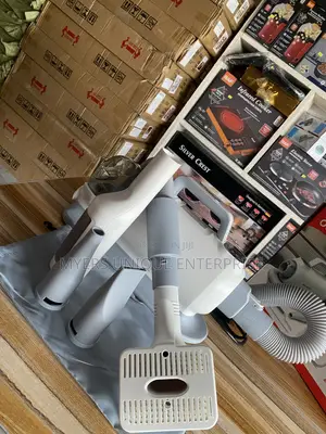 Decakila Pet Hair Vacuum Cleaner With Hose and Nozzles