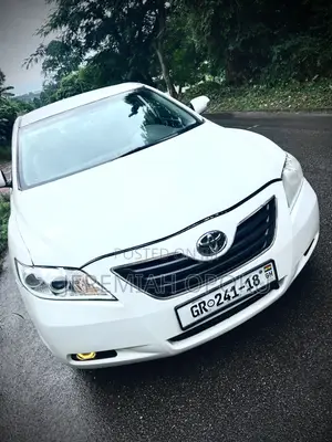 Toyota Camry SE 4dr Sedan (2.5L 4cyl 6AM) 2010 White