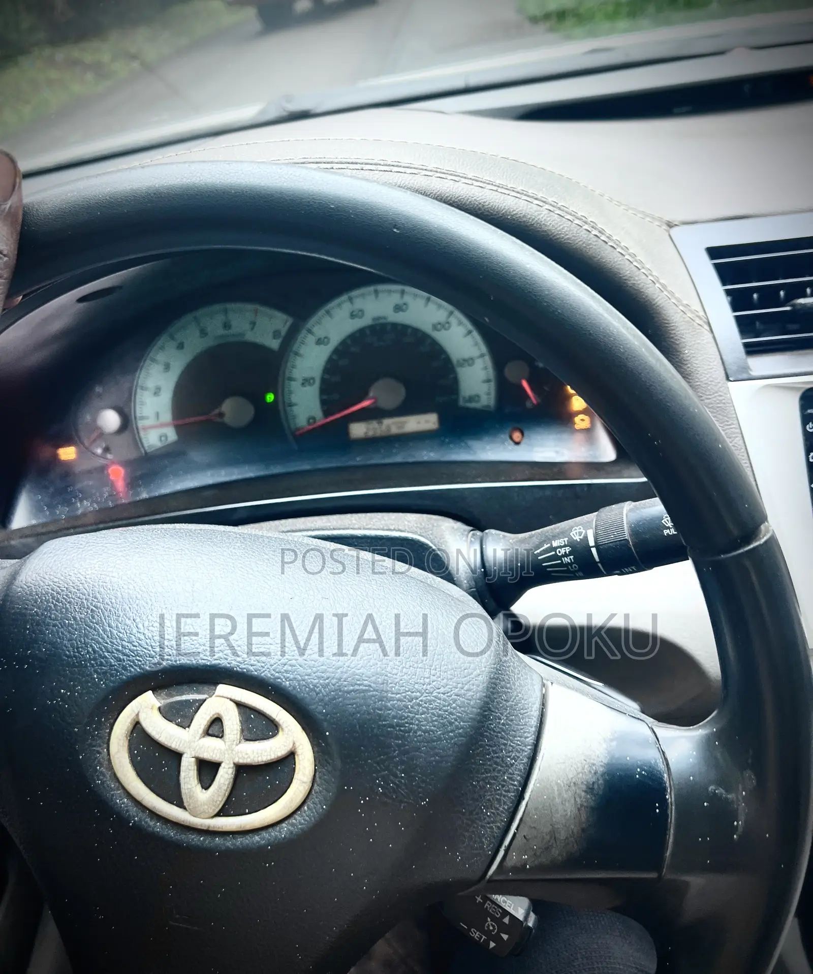 Toyota Camry SE 4dr Sedan (2.5L 4cyl 6AM) 2010 White
