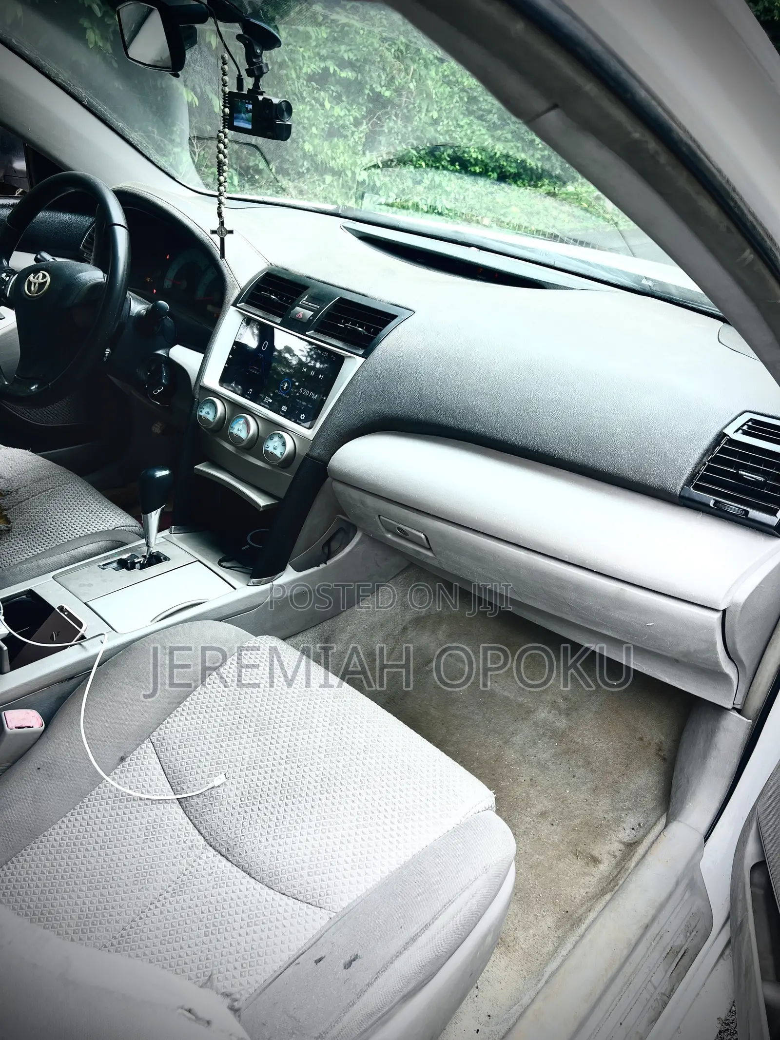 Toyota Camry SE 4dr Sedan (2.5L 4cyl 6AM) 2010 White