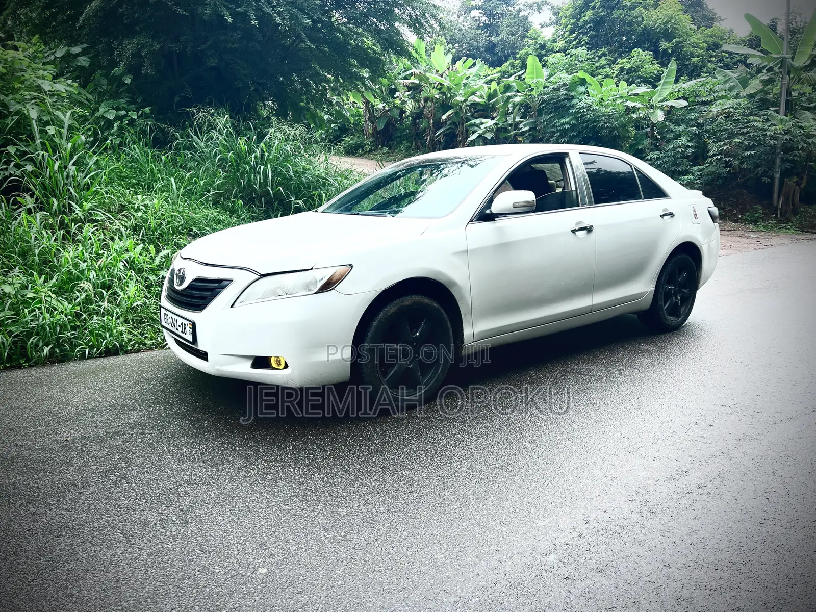 Toyota Camry SE 4dr Sedan (2.5L 4cyl 6AM) 2010 White