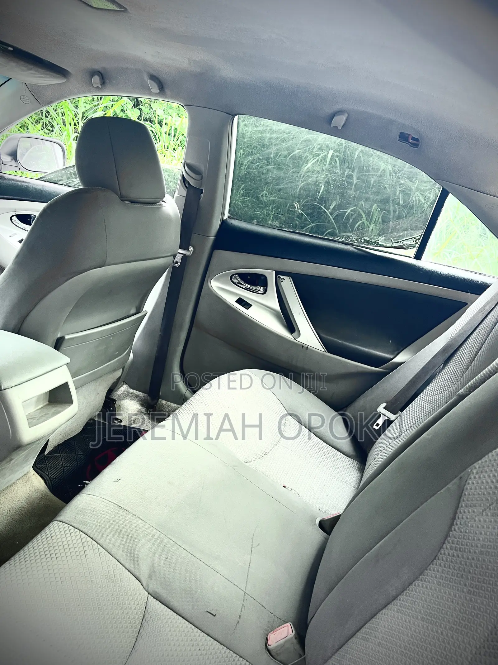 Toyota Camry SE 4dr Sedan (2.5L 4cyl 6AM) 2010 White