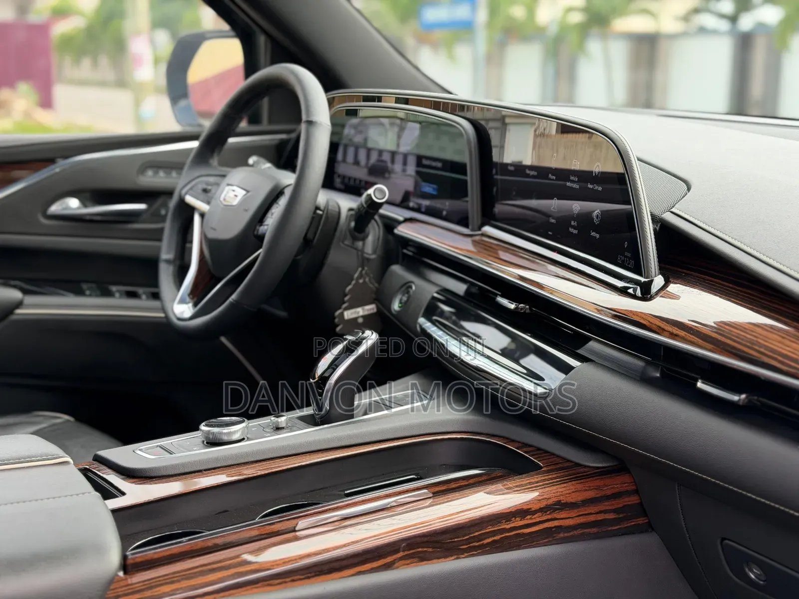 Cadillac Escalade 2023 Black