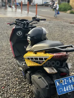 Yamaha Majesty 2023