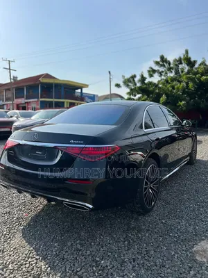 Mercedes-Benz S-Class 2024 Black