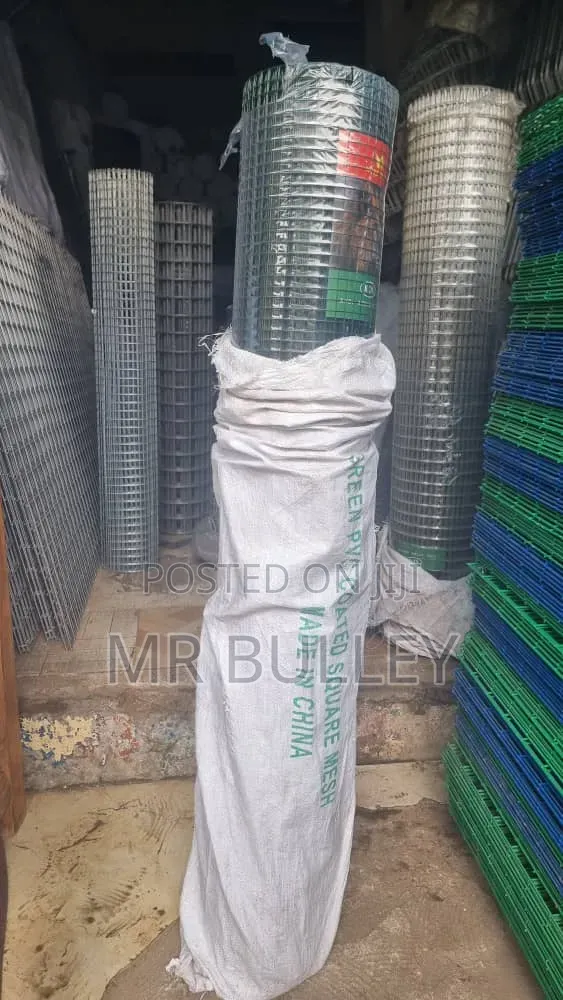 PVC Coated Square Wire Mesh Roll – Strong, Rust-Resistant Fence Mesh
