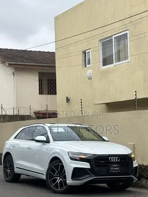 Audi Q8 55 Premium AWD quattro 2020 White