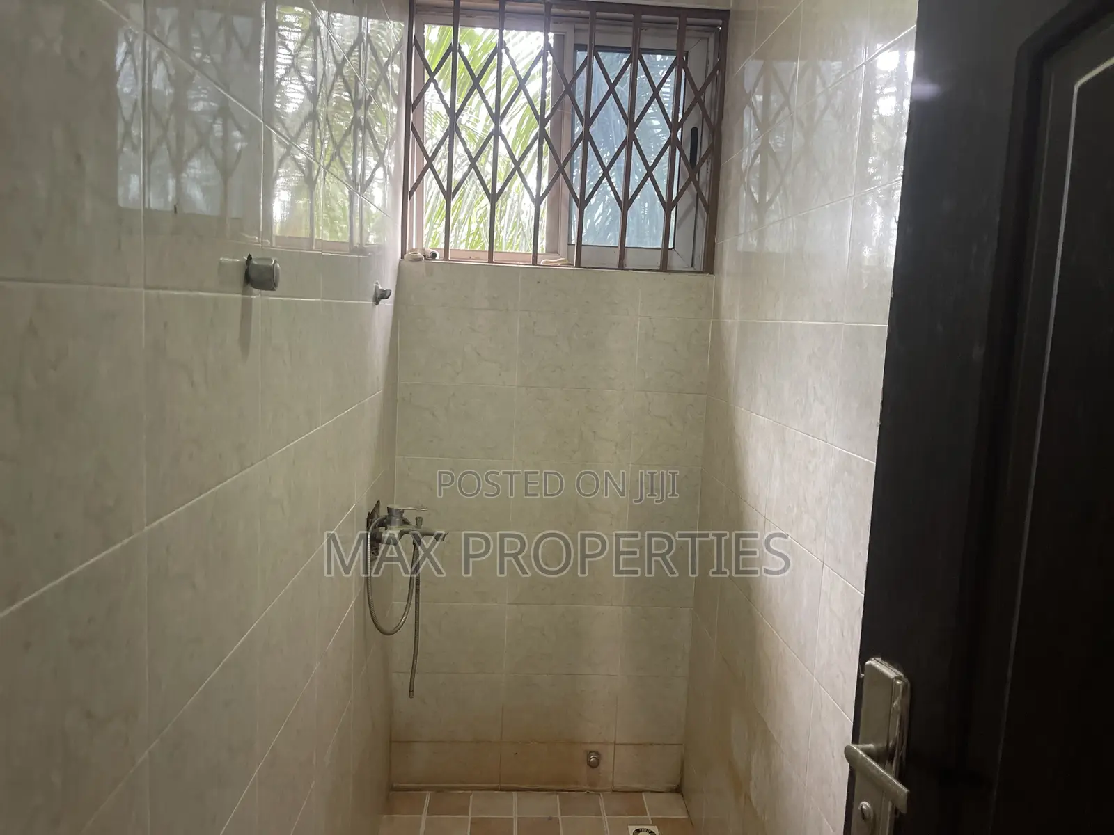2bdrm Apartment in Haatso for rent