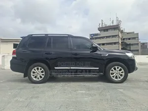 Toyota Land Cruiser 2020 Black