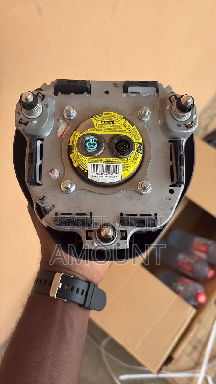 Toyota RAV4 2020 Steering Airbag