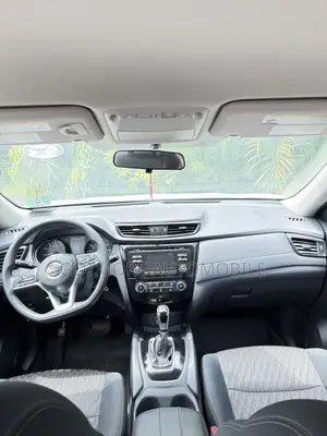 Nissan Rogue S AWD 2017 White