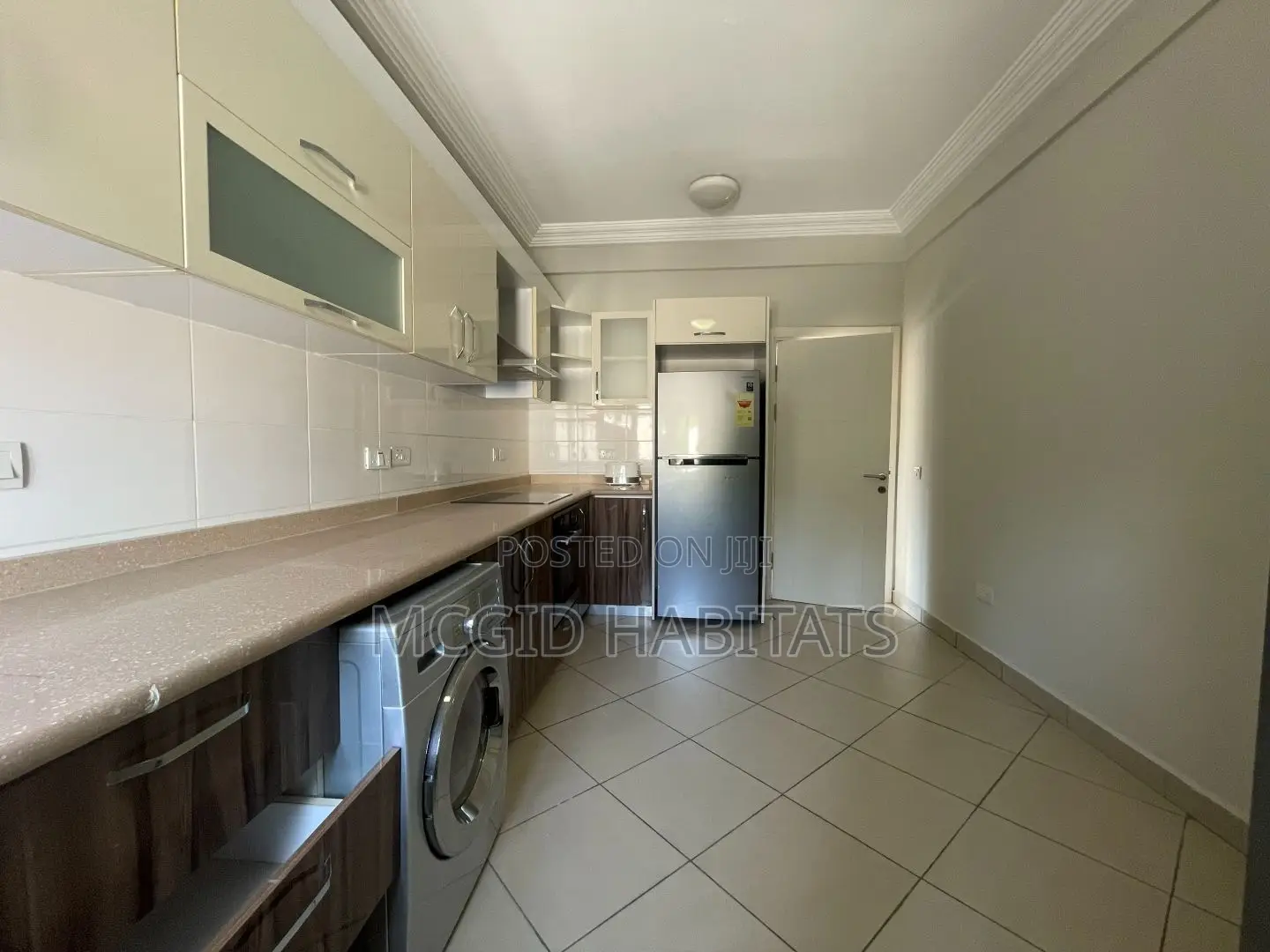 3bdrm Apartment in North Ridge for sale