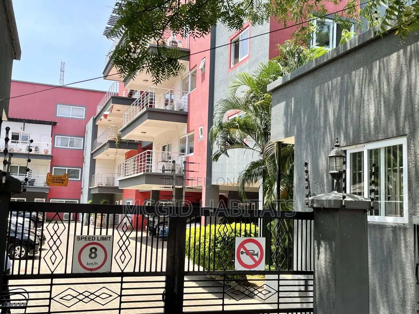 3bdrm Apartment in North Ridge for sale