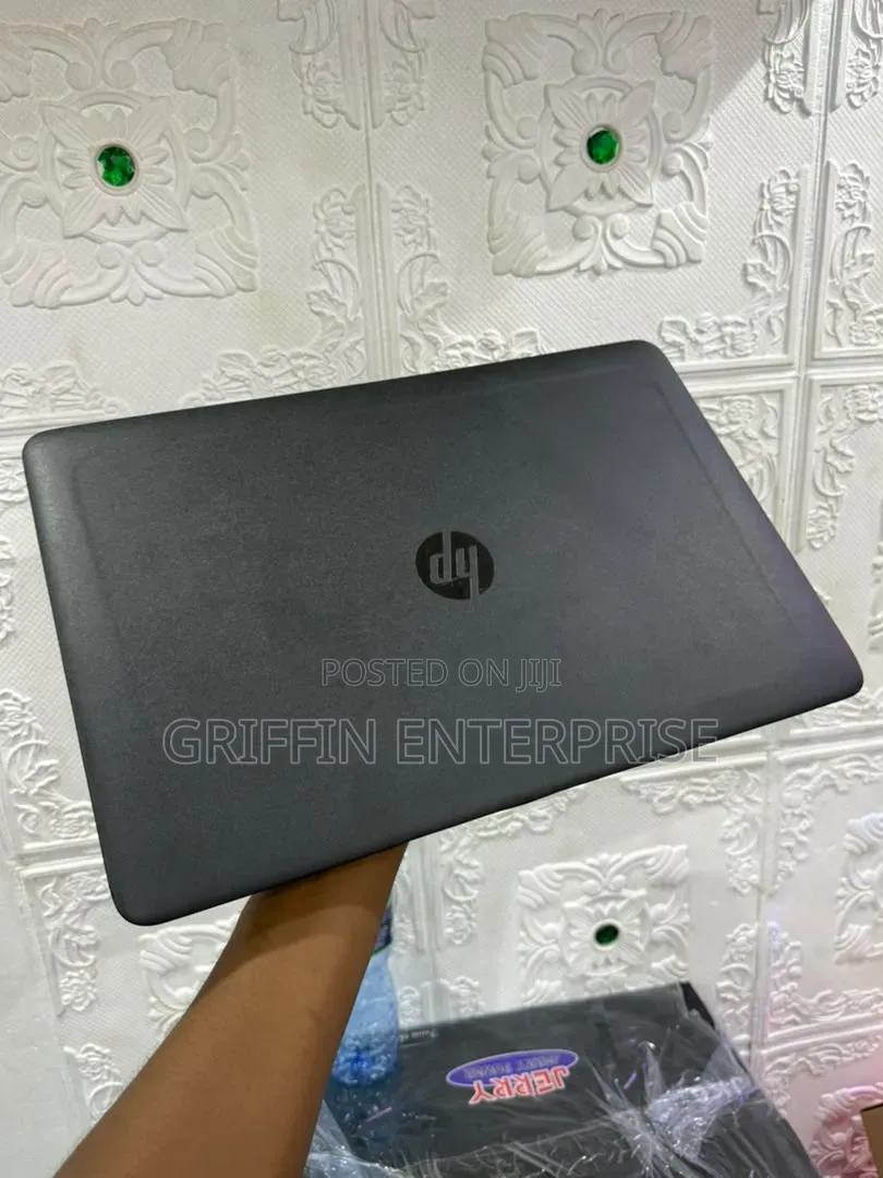 Laptop HP ZBook 15u 8GB Intel Core i7 HDD+SSD 128GB