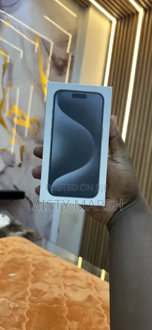 New Apple iPhone 15 Pro 128 GB Black