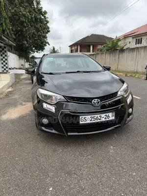 Toyota Corolla S 4dr Sedan (1.8L 4cyl CVT) 2015 Black
