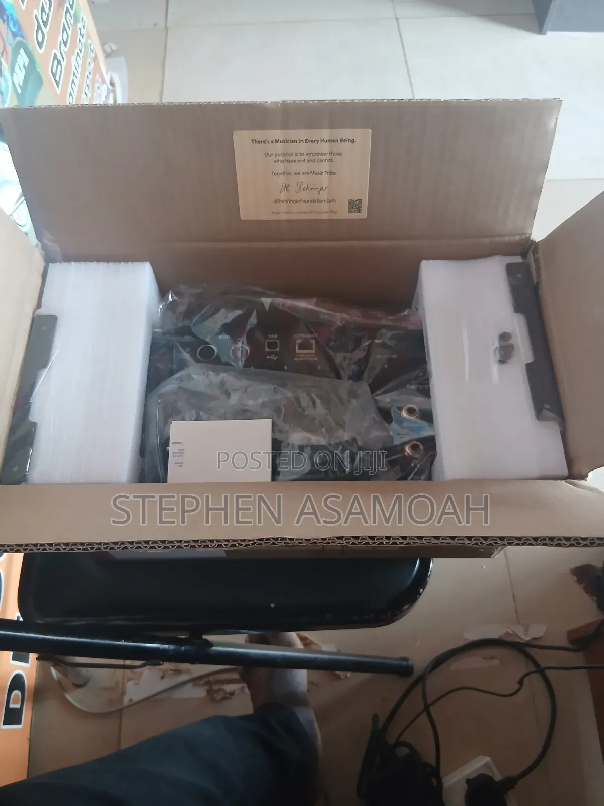 Brand New Original Berhinger XR18