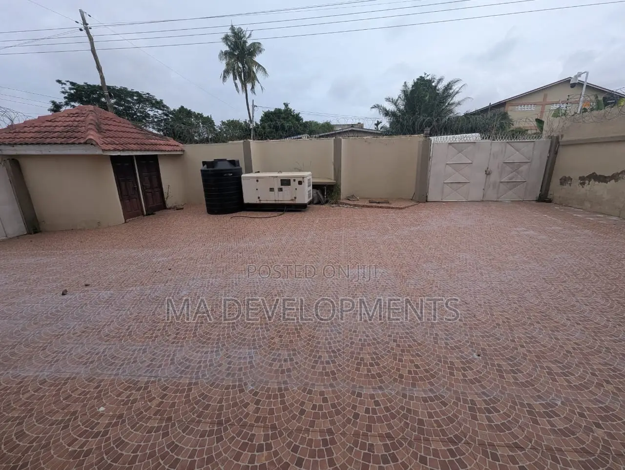 5bdrm House in Achimota Abc Near for rent
