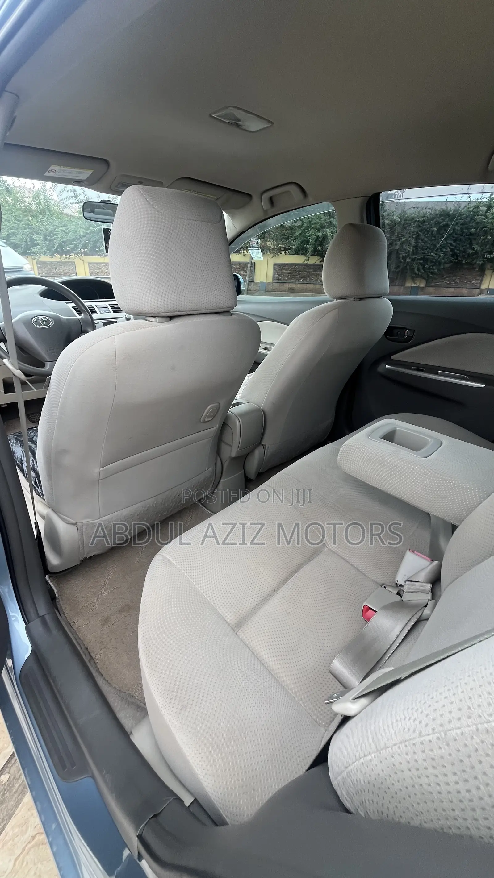 Toyota Yaris 2011 Blue