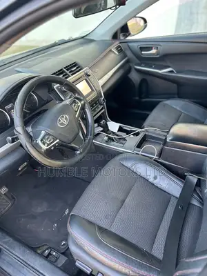 Toyota Camry 2017 Black