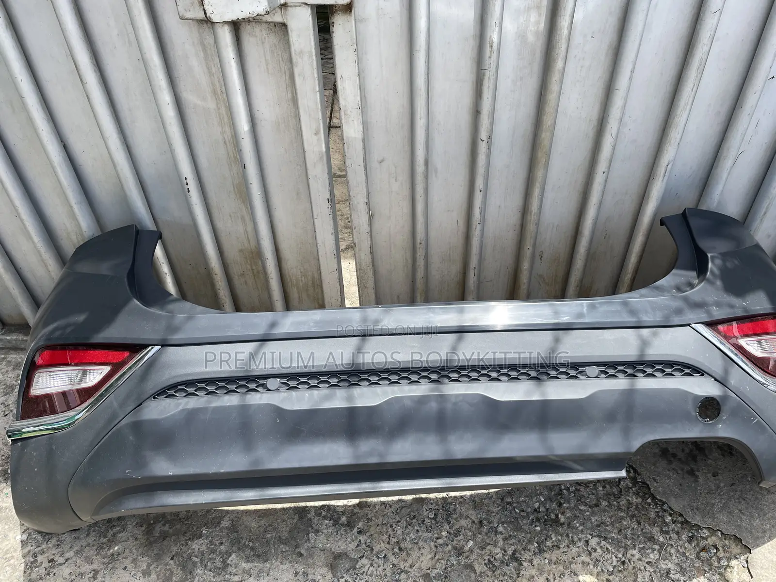 2019 Hyundai Santa Fe Complete Rear Bumper Assembly | OEM Style |