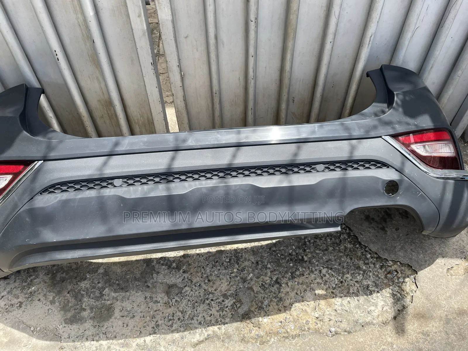 2019 Hyundai Santa Fe Complete Rear Bumper Assembly | OEM Style |